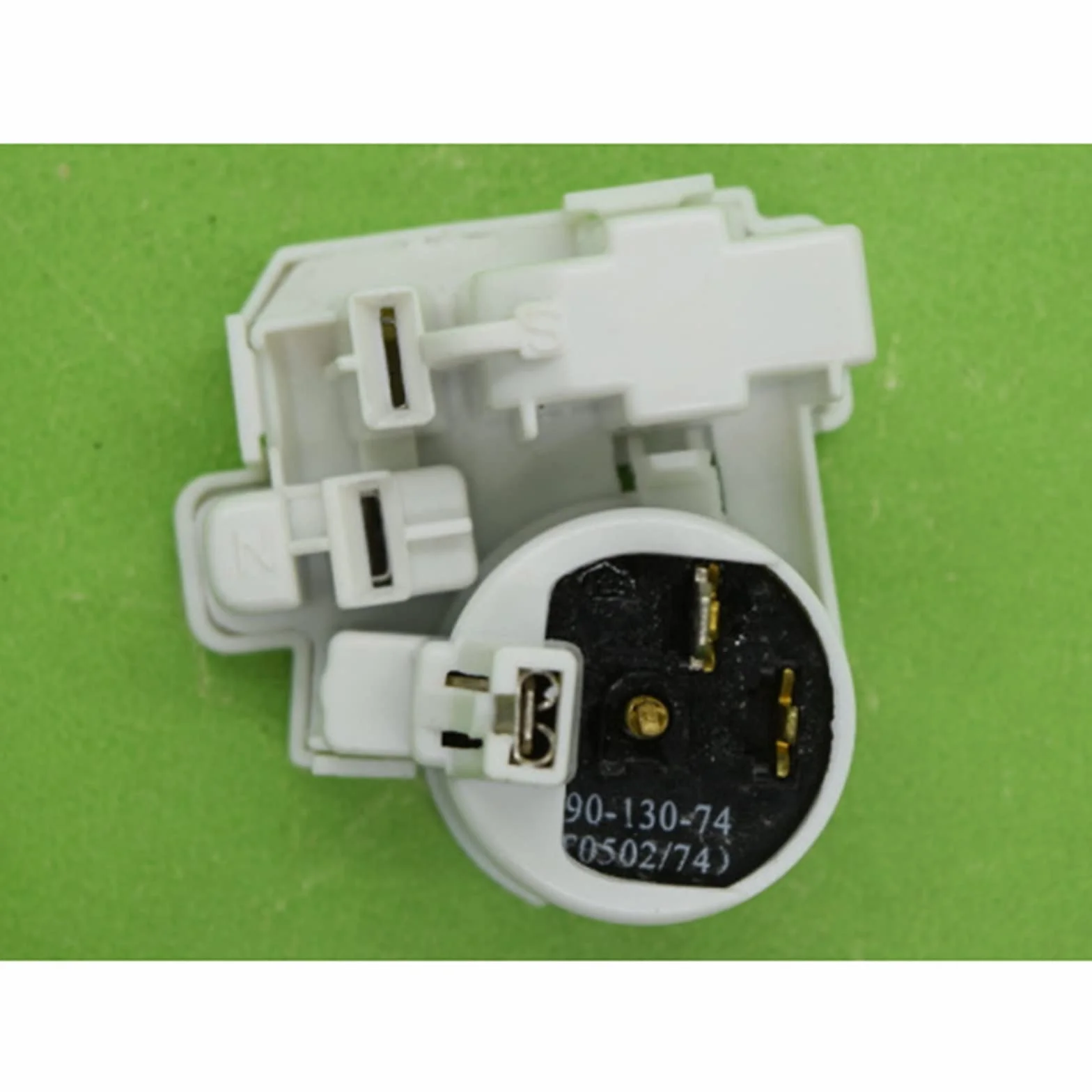 Frigorífico Inicio Combinación de compresores PTC Starter 8100zem90-130-74 Accesorios de refrigerador