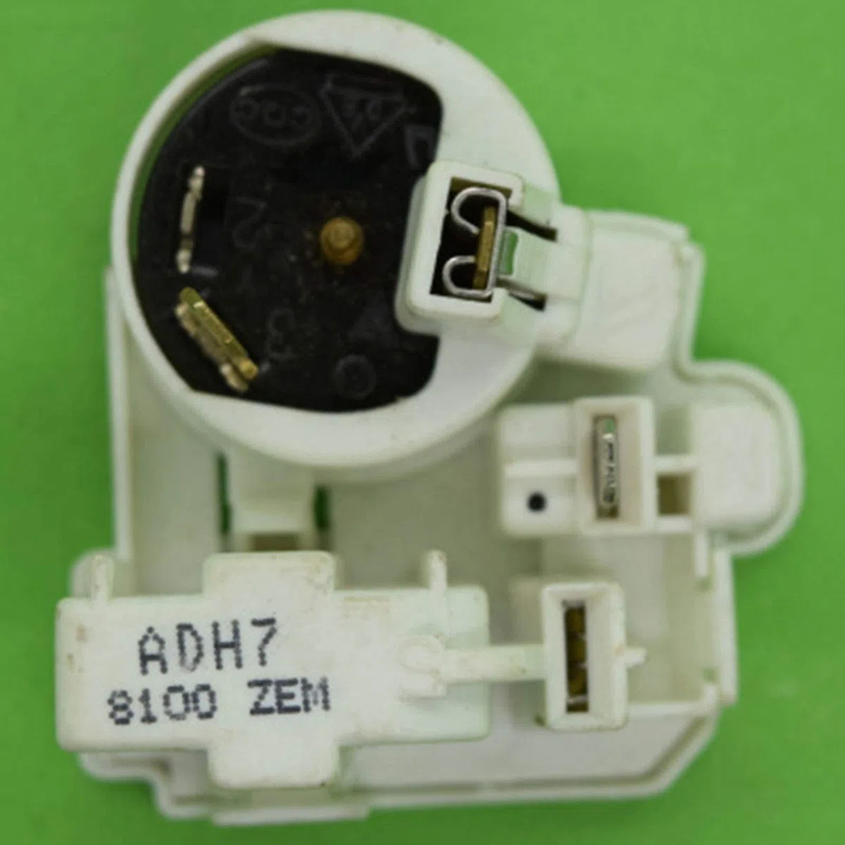 8100ZEM90-130-74 Frigorífico Compresor Combinación PTC Arrancador