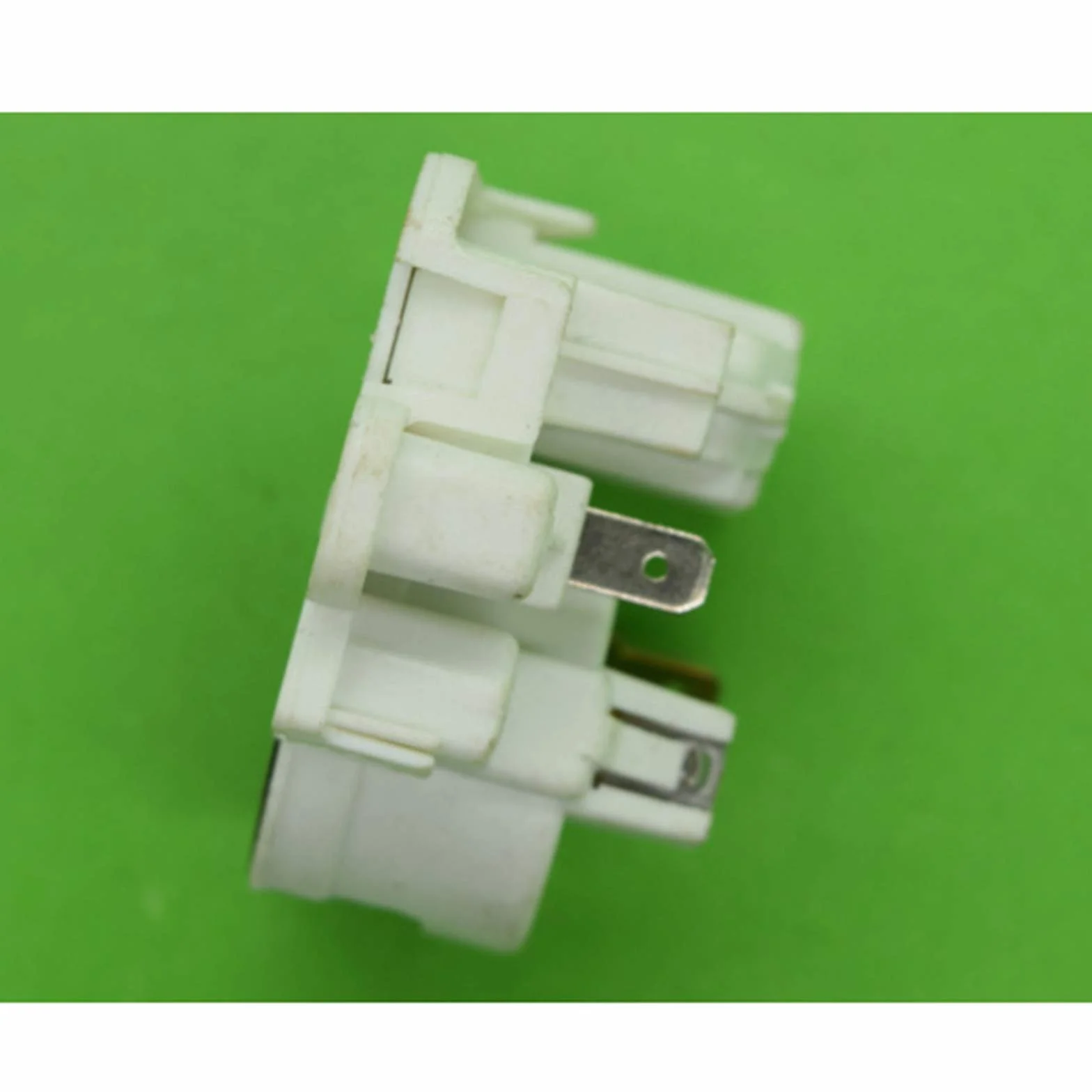 Frigorífico Inicio Combinación de compresores PTC Starter 8100zem90-130-74 Accesorios de refrigerador